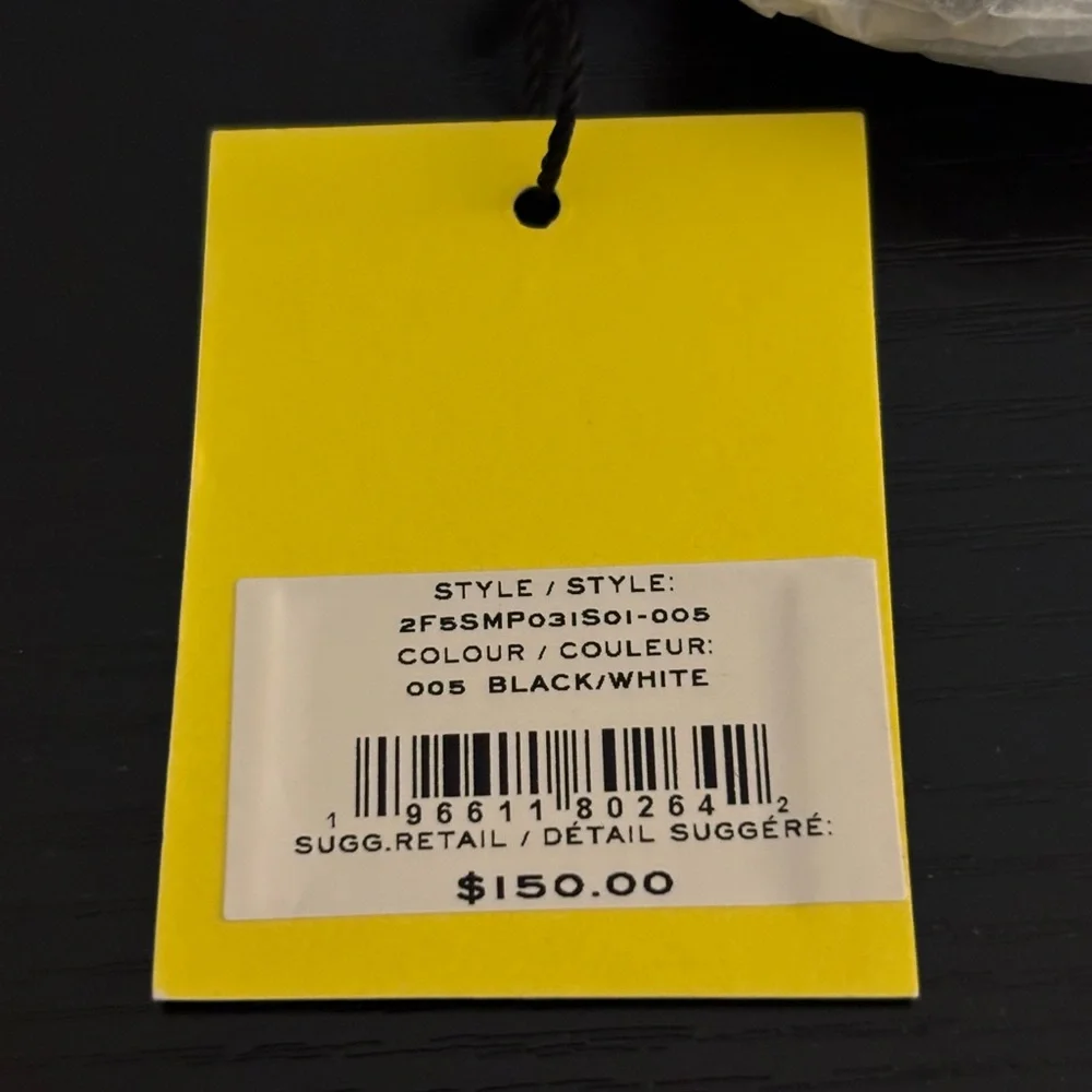 NWT Marc Jacobs Everyday Logo Wallet - Picture 8 of 9